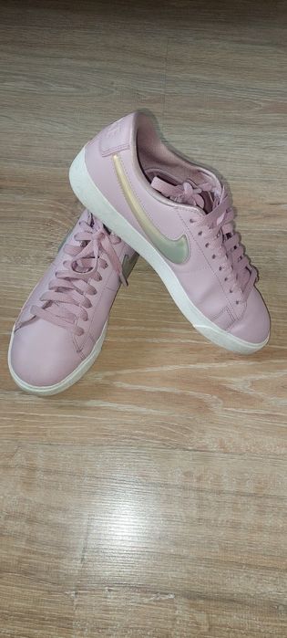 Продам кроссовки "Nike "
