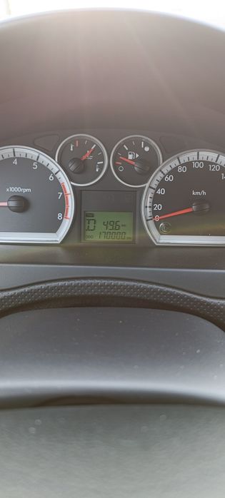 Nexia 3 avtomat sotiladi