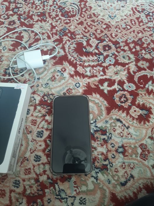 iPhone 13 128 ГБ срочно
