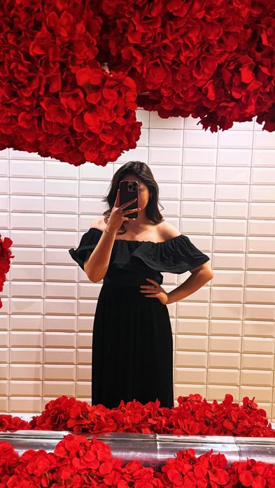 Вечернее черное платье