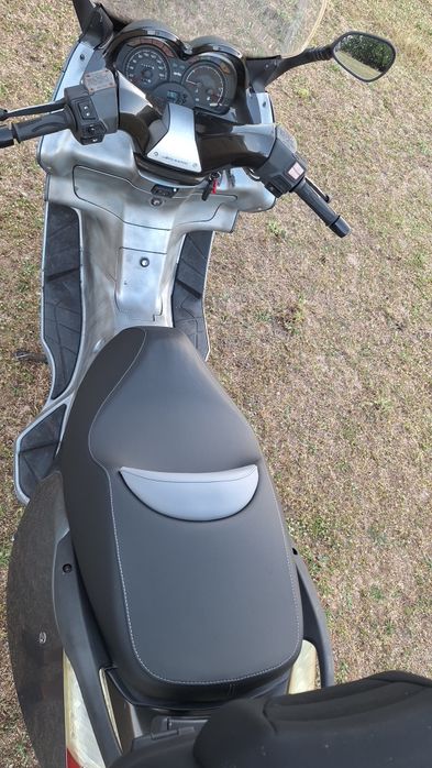 Aprilia atlantik 500