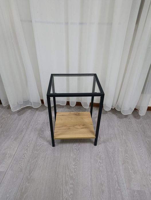 Столик в стиле гранж