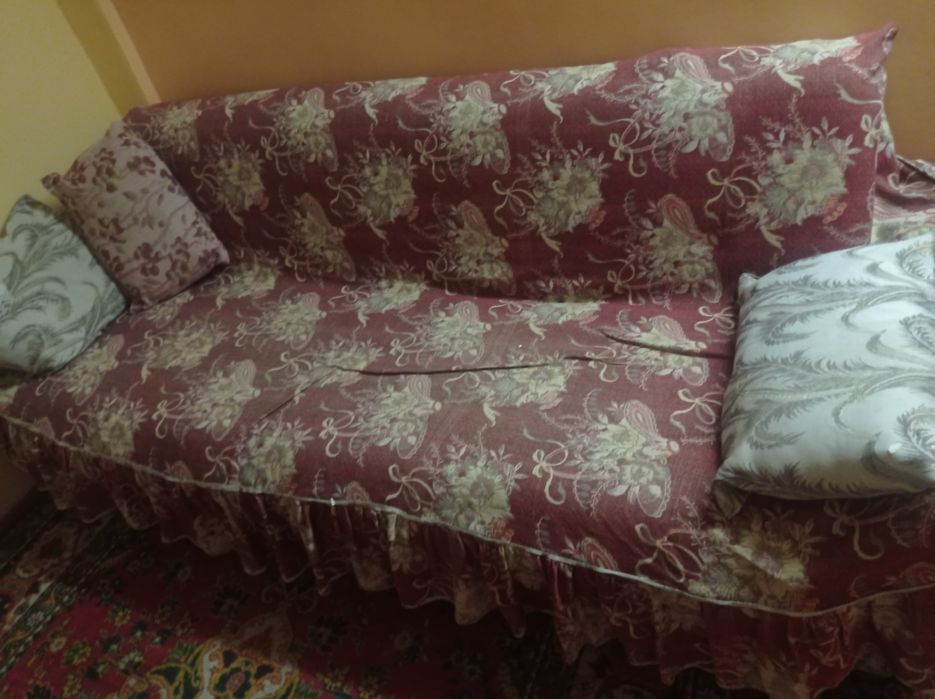 Диван ва телевизор потставка