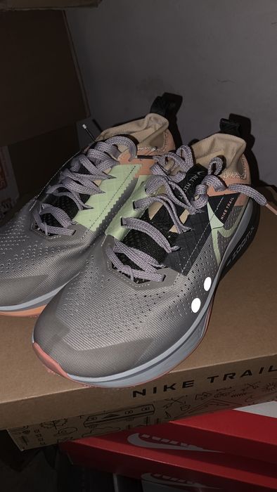 Обувки Nike ZoomX