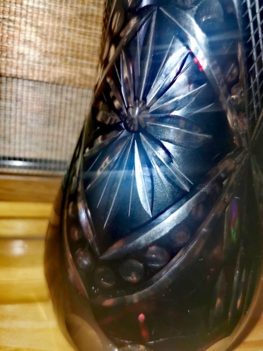 Антикварена кристална ваза червено черена рядка BAZAU PERLA LUX