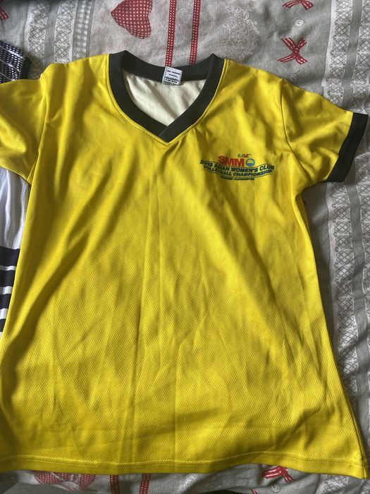 Футболки спортивные