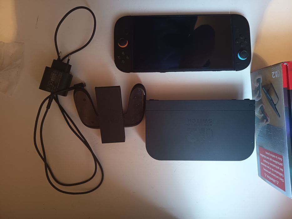 Vând Nintendo switch 2