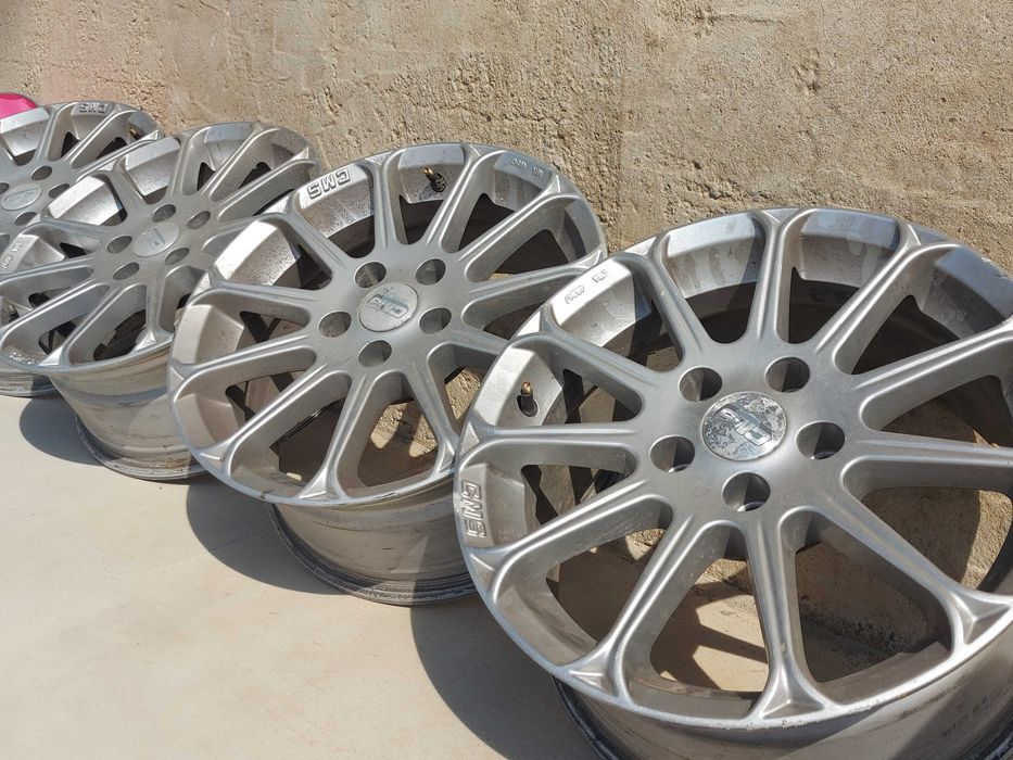 Vand  urgent jante Originale  C.M.S R 16 ,5×112 distanta la prezoane.