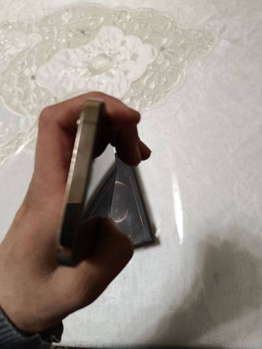 Iphome 12 pro max ideal