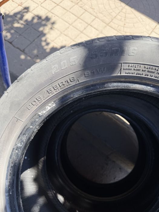 Гуми 205/55 R16 в добро състояние