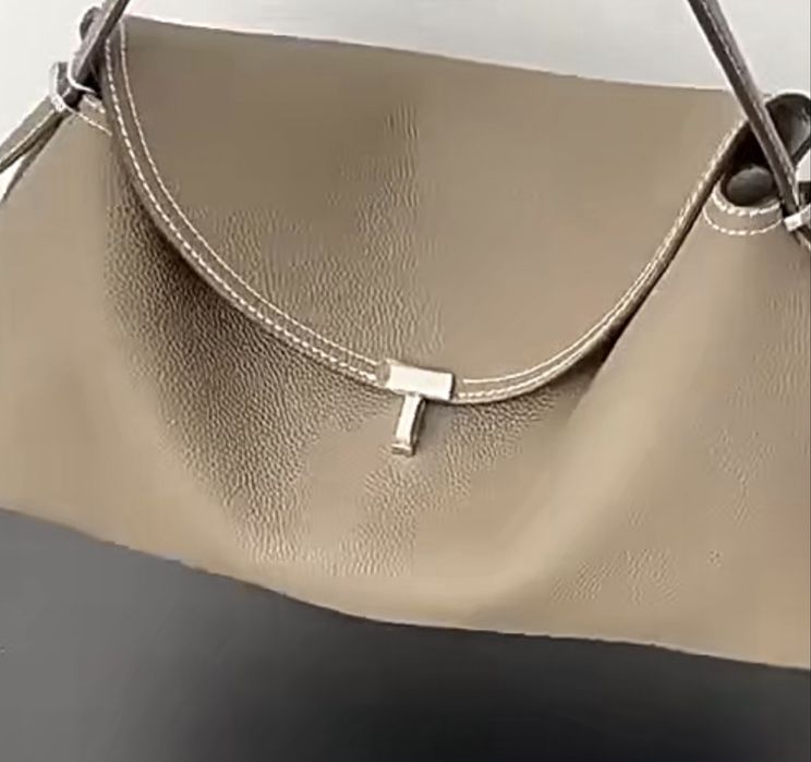 Toteme Tshape gray