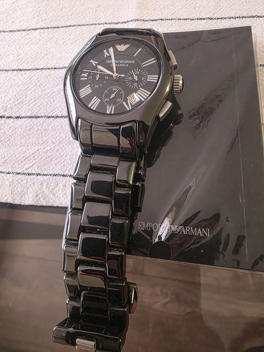 Часовник Emporio Armani