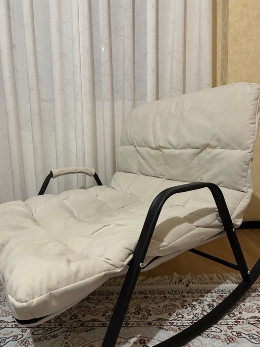Кресло качалка белая