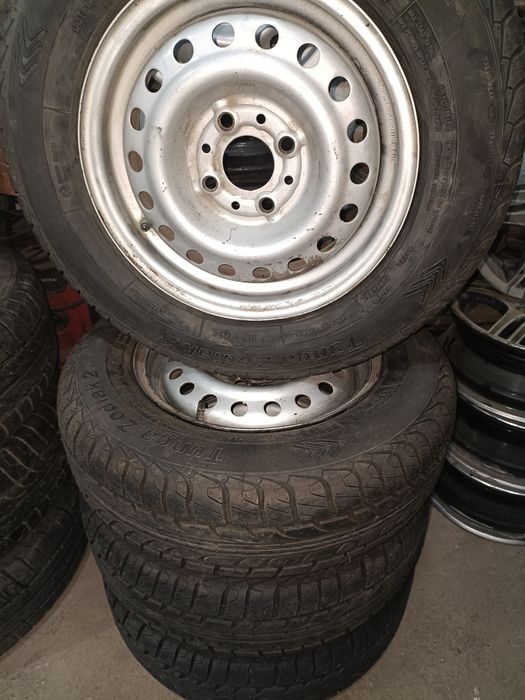 Продам r13 4/98 комплект.