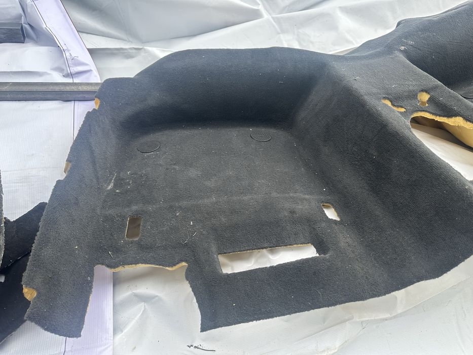 Бмв Bmw черен мукет 2016 фейс Ф11 F11 5er