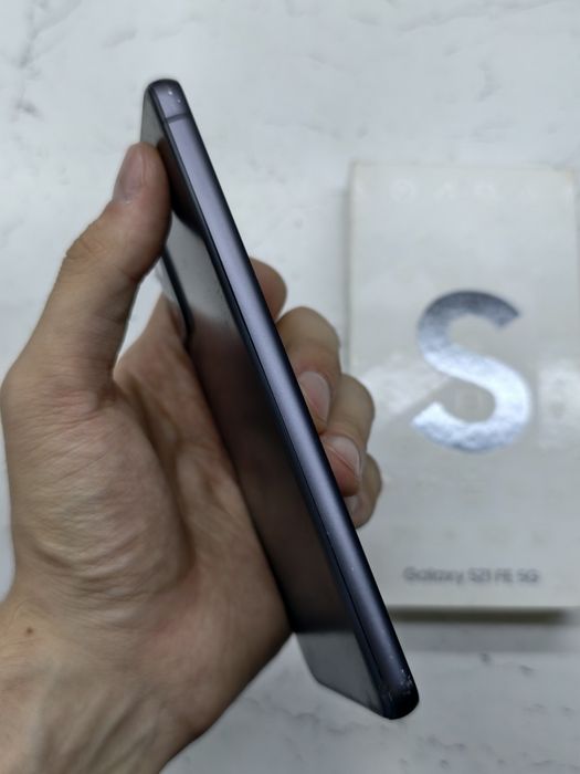 Samsung S21 FE Sotlad