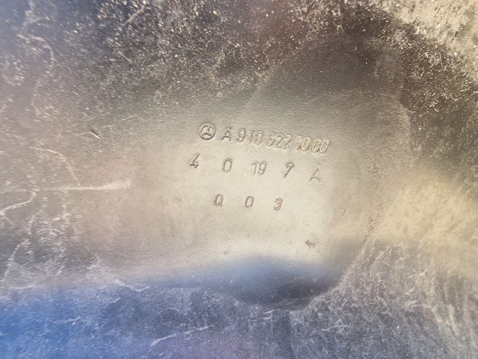 Mercedes Benz Sprinter 910 2020 греда предна броня