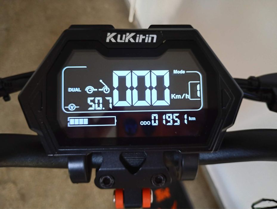 Trotinetă electrică Kukirin G2 Master