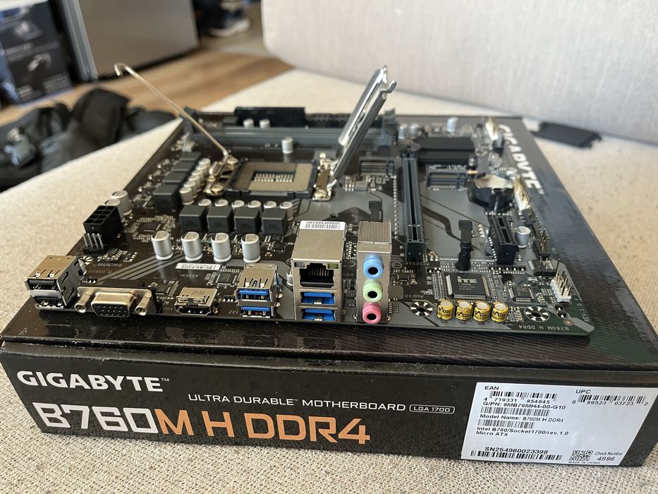 дънна плата GIGABYTE B760M H DDR4  LGA1700 5огънати пина