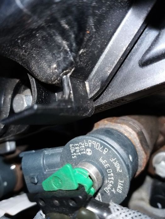 Injector 1.4 hdi 8h01 peugeot 206 207 208 2008 citroen c3 ford fiesta 6 0445110339