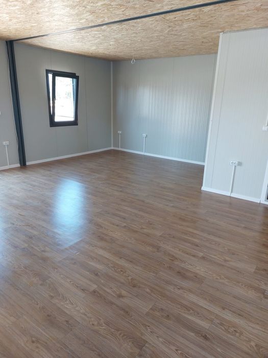 Casa de locuit realizata din 3 containere