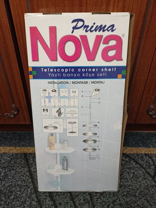 Угловая полочка в ванну