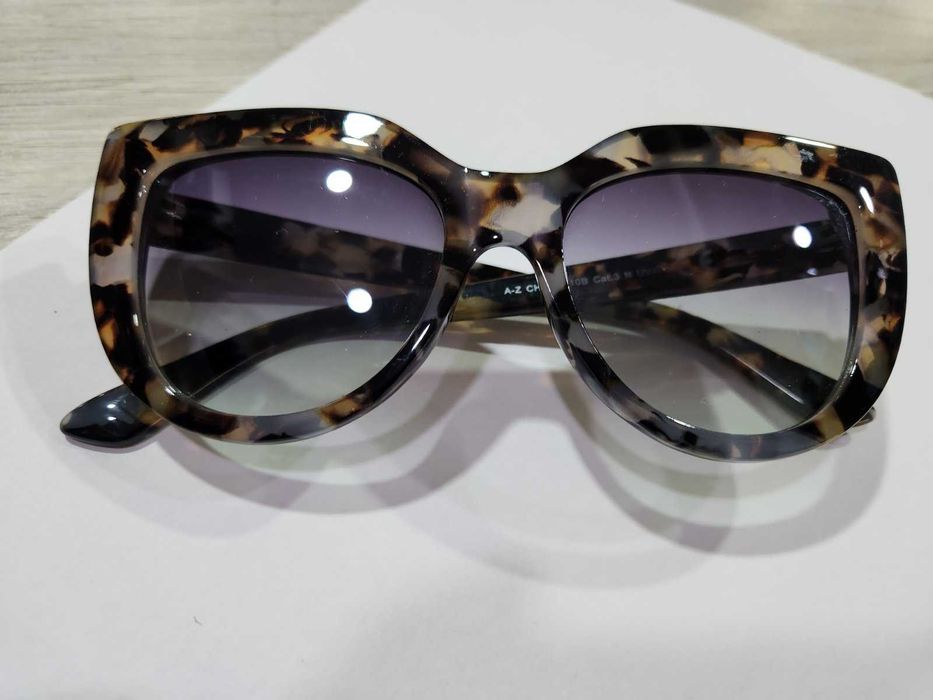 Дамски слънчеви очила