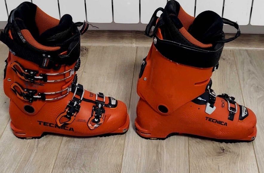 Clapari de tura si sau freeride Tecnica Cochise 130