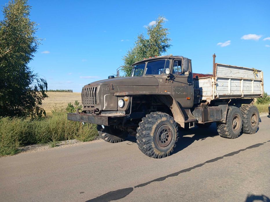 Урал, самосвал, лесовоз, тягач