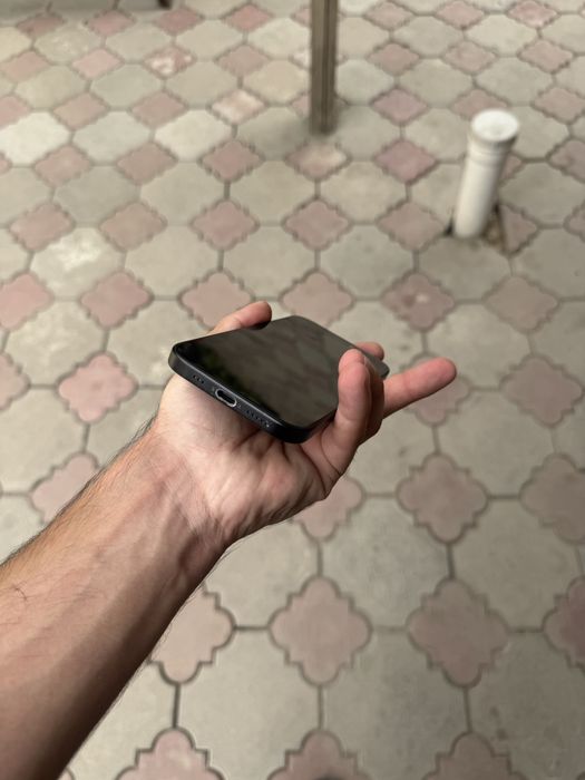 Продам Телефон Айфон 15 128Gb