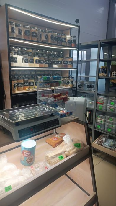 Продаются витрины