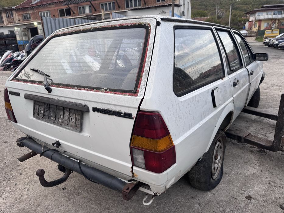 VW Passat B2 1.6d 54hp 1986г На Части