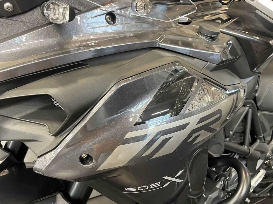 Мотоцикл Benelli TRK 502 X