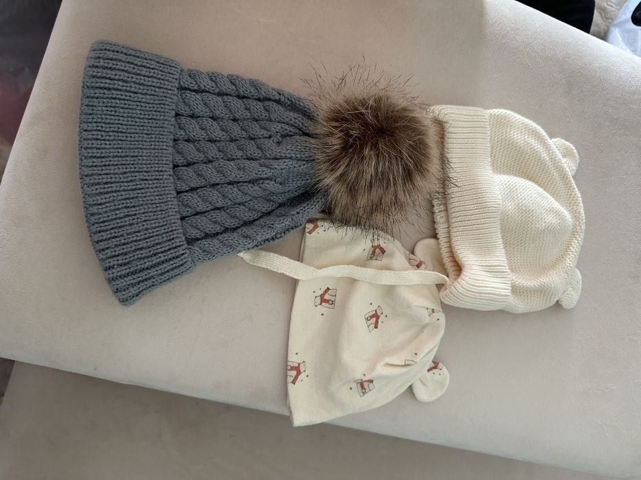 Отдам даром детские вещи