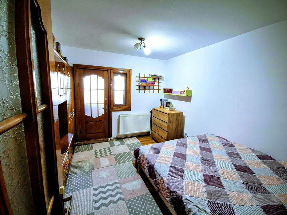 Apartament 3 camere, balcon închis, 69 mp – Gura Leului, Barlad