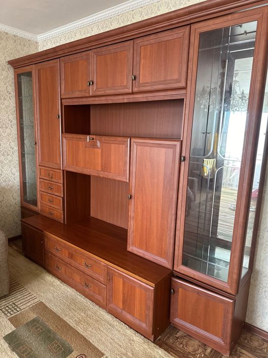 Продам гарнитур/стенку в гостиную. СРОЧНО!