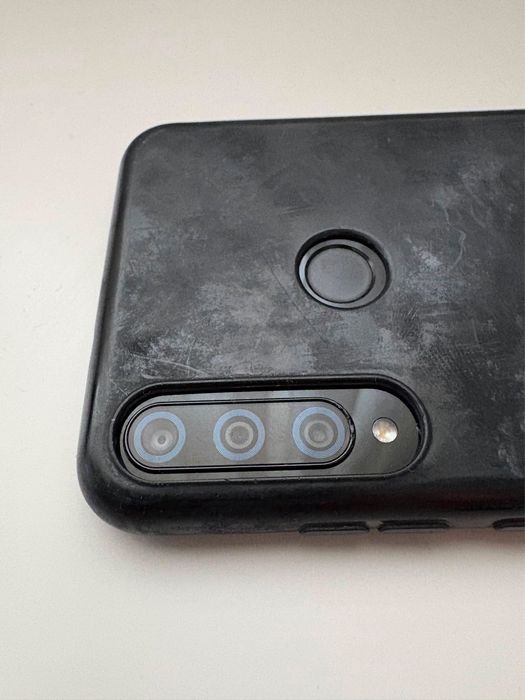 Huawei Y6p 64GB/3GB - отлично състояние, с калъф и зарядно