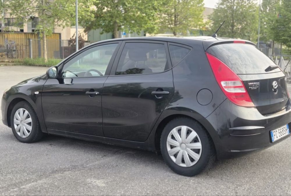 Hyundai i30 1.6 i на части