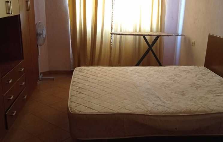 Дава се под наем Тристаен апартамент в Пловдив, Кършияка - 76 кв.м за 239.7 € - Снимка #2