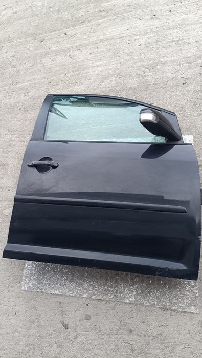 Черни врати за Тоуран 1.9 2.0 и други части ( cherna vrata za touran )