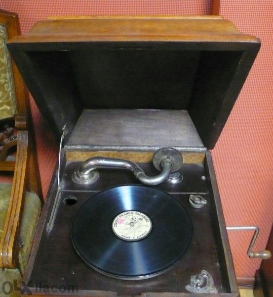 Замяна НАМАЛЕН! Работи! Старинен оригинален Швейцарски грамофон Работе