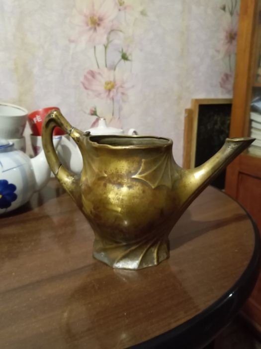 Продам старинный чайник
