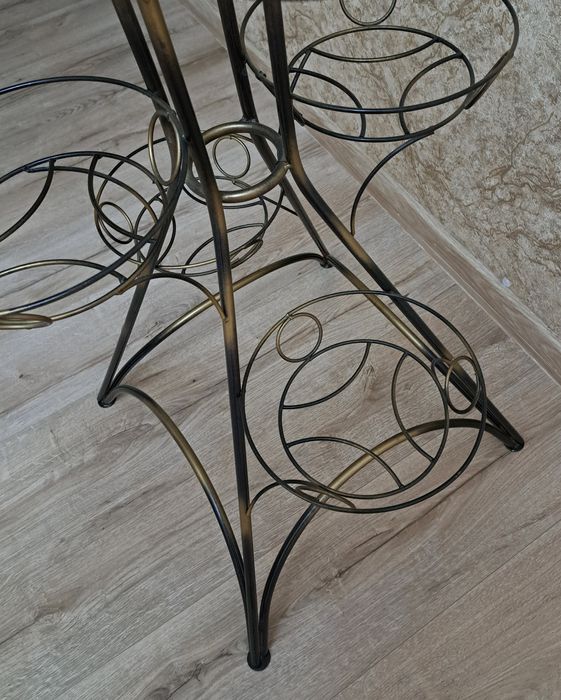 Подставка для цветов напольная