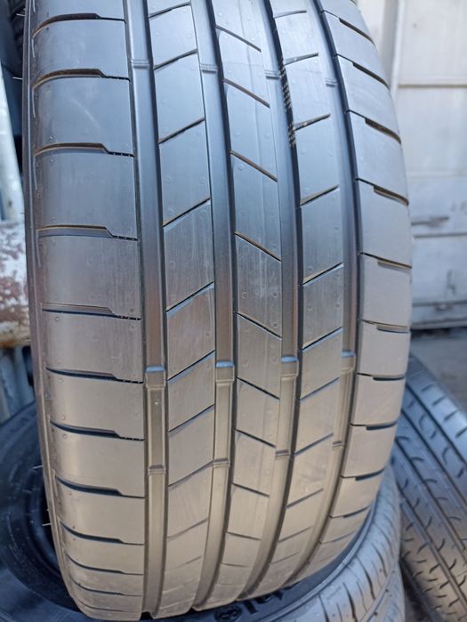 Шины 245/45/19 Bridgestone летний комплект