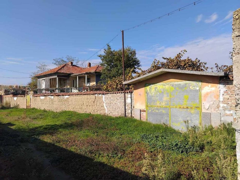 Продава се Къща в Пловдив, Тракия - 150 кв.м за 218 €/кв.м - Снимка #2