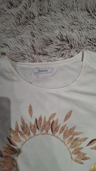 Tricou Reserved, marimea L ,in stare foarte bună.