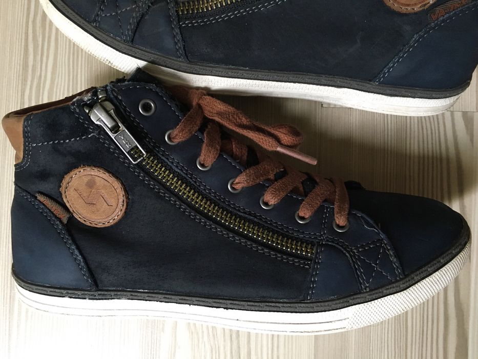 Sandale Skechers mar.  34 Nou  superbe leduri