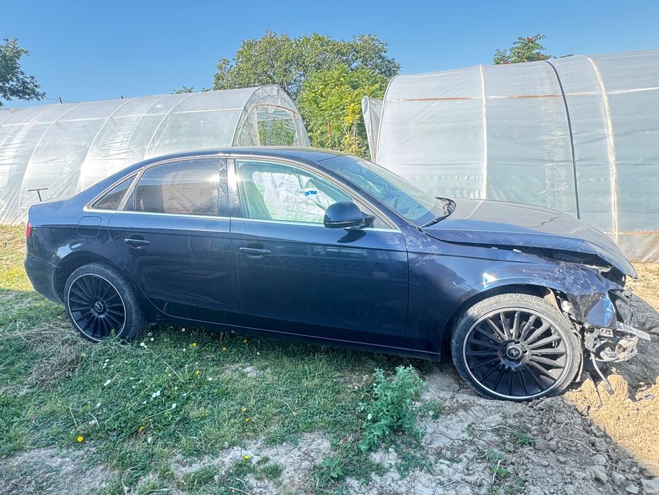 Audi a4 b8 2008г на части