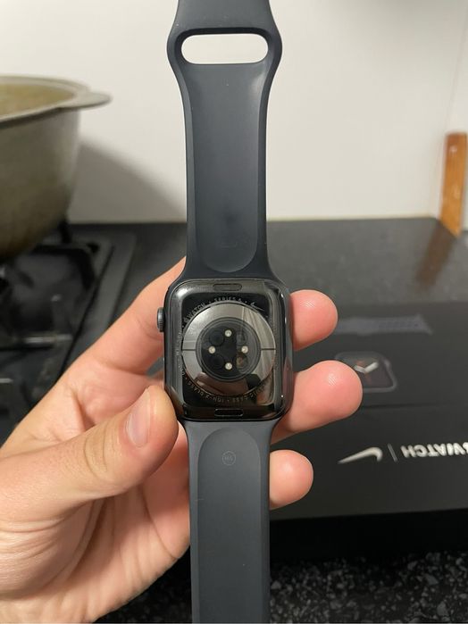 apple watch 6 series nike