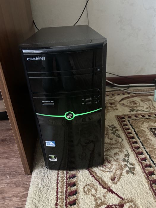 Продам компьютер с колонкой вместе